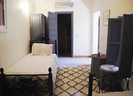 Riad Linda