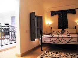 Riad Linda
