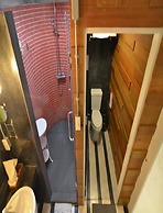 Collection O Jasaen Stylish Unique Hotel