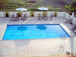 Angela Holiday Apartments