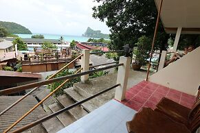 Tara Inn at The Rock