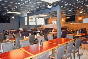 Days Inn by Wyndham Sylvan Lake