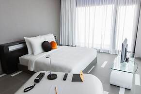 SUN & MOON, Urban Hotel