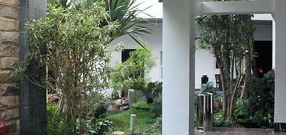 Tlogomas Guest House