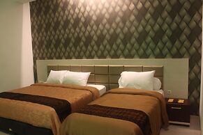 Tlogomas Guest House