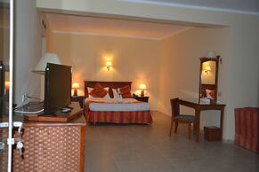 Le Mirage New Tiran
