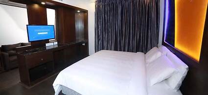 Hotel M Grand