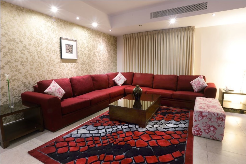 City Rose Hotel Suites
