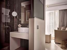 Troulis Aparthotel
