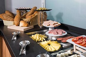 Troulis Aparthotel