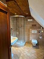 Romantik Hotel U raka