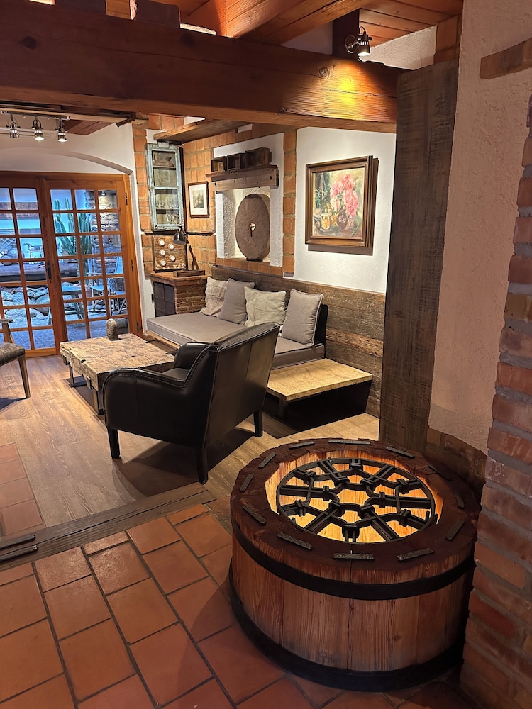Romantik Hotel U raka