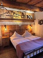 Romantik Hotel U raka