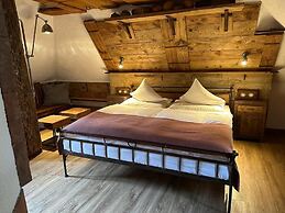 Romantik Hotel U raka