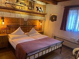 Romantik Hotel U raka
