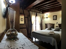 Hospedería Casa De Cisneros