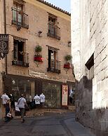 Hospedería Casa De Cisneros
