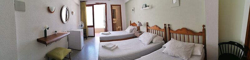 Hostal Saturno