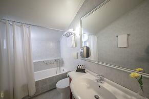 Rex Hotel