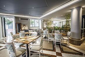 Rex Hotel