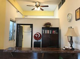 Easy Inn