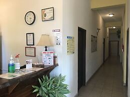 Easy Inn