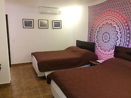 Easy Inn