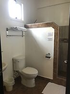 Easy Inn