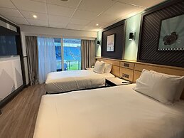 DoubleTree by Hilton Coventry Building Society Arena