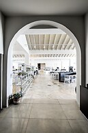 Akrathos Beach Hotel