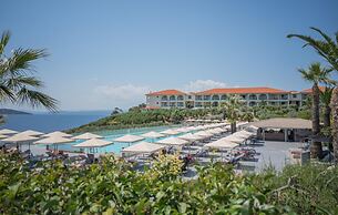 Akrathos Beach Hotel