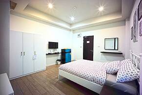 26 Bed and Coffee