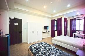 26 Bed and Coffee