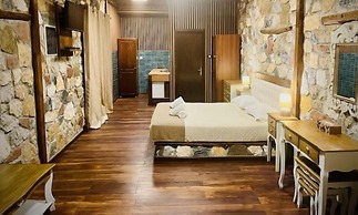 Ataviros Hotel