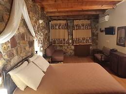 Ataviros Hotel