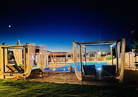 Ataviros Hotel