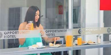 Opportunity León