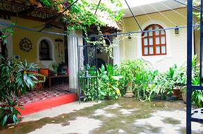 Hotel Los Balcones Leon