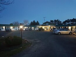 Silver Motel
