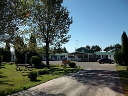 Silver Motel