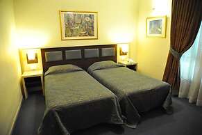 Rex Hotel
