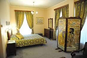 Rex Hotel