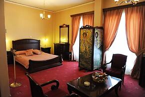 Rex Hotel