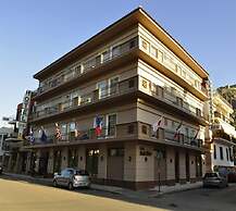 Rex Hotel