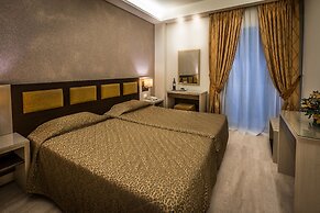 Rex Hotel