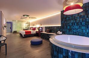 Almar Resort Luxury LGBT Beach Front Experience