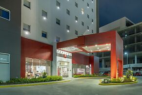 ibis Queretaro