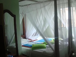 Fort Inn Guest