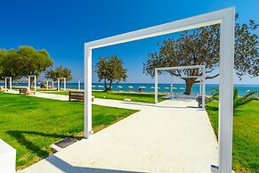 Kamari Beach Hotel - All inclusive