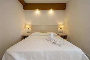 Kamari Beach Hotel - All inclusive